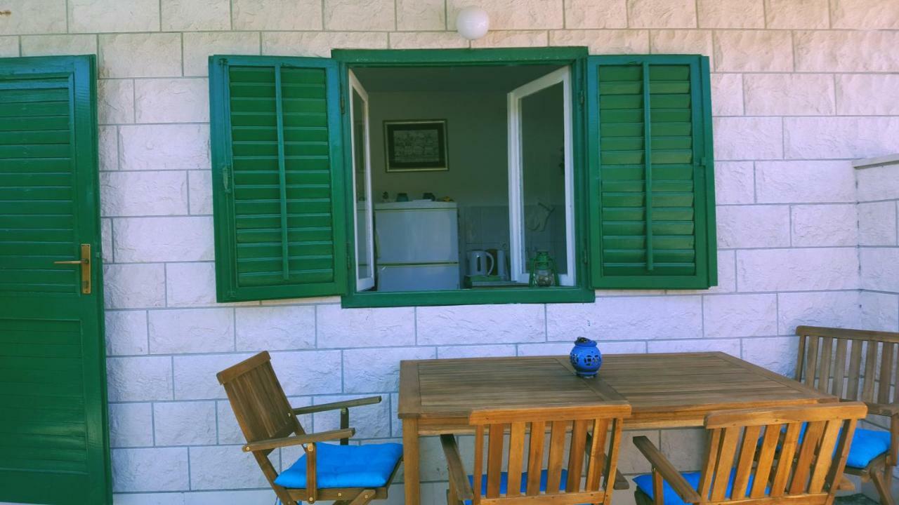 פובליה Vacation House "Pave" מראה חיצוני תמונה